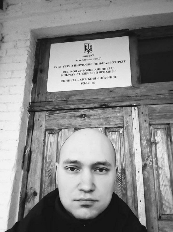 Chto dumajut o prohodjashhih segodnja vyborah Prezidenta Ukrainy izvestnye kramatorchane 1