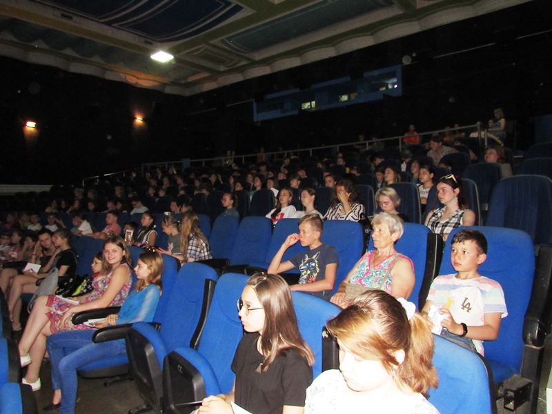 startoval childrenkinofest v kramatorske.jpg5