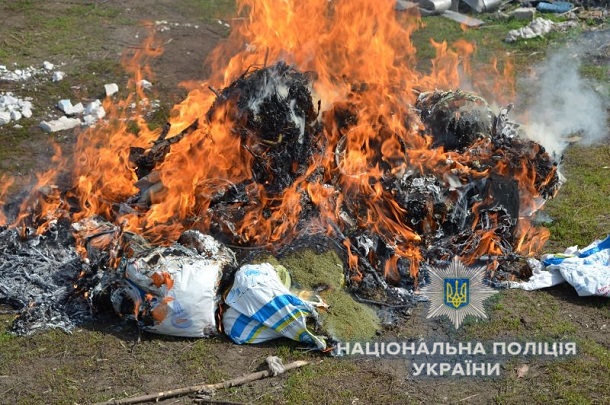 V Kramatorske szhigajut narkotiki 3