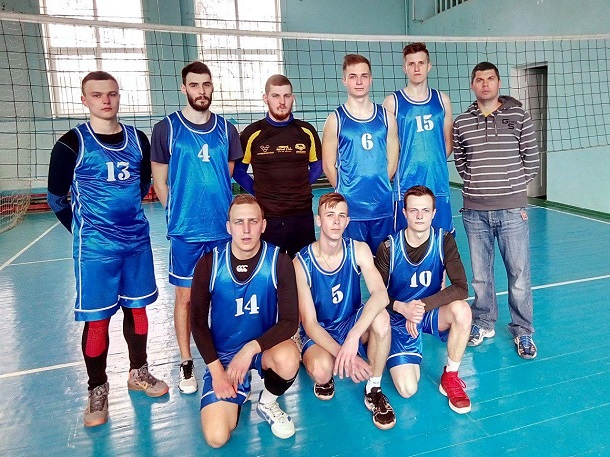 V Kramatorske sbornaja DGMA po volejbolu stala pobeditelem oblastnoj universiady 4