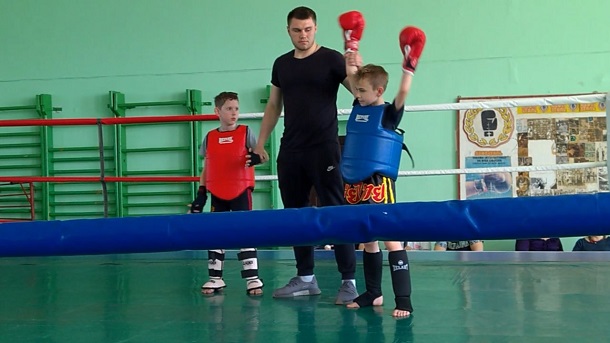 Sportsmeny iz Kramatorska privezli s Chempionata Doneckoj oblasti po tailandskomu boksu serebro i zoloto 1