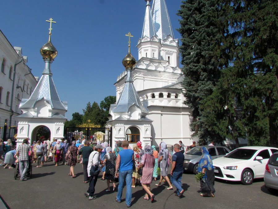 poezdka v svjatogorsk pensionerov kramatorska 4