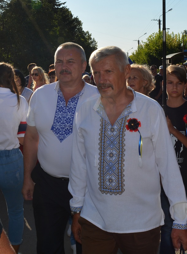 V Kramatorske proshla hoda po sluchaju 5 letija osvobozhdenija 6