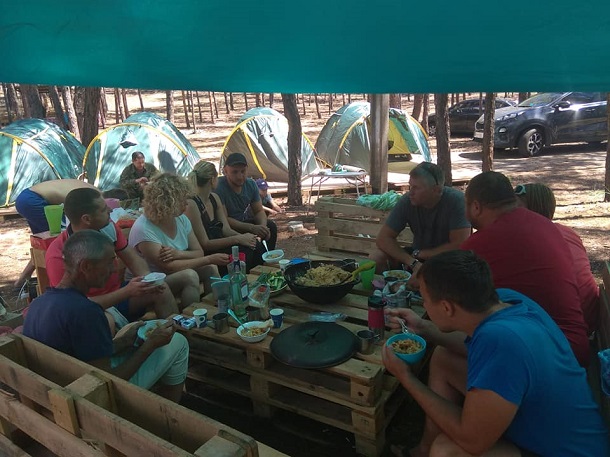 V pos Shhurovo sostojalsja pervyj slet rybakov 7
