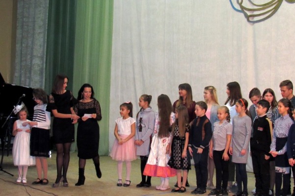 talantlivym detjam kramatorska vruchili premiju.jpg1
