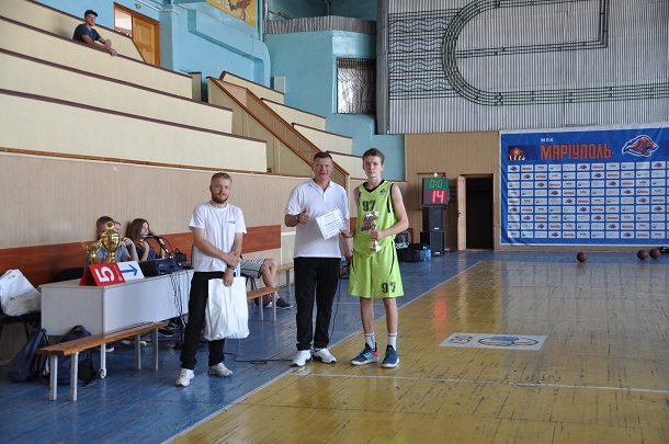 MBK Kramatorsk zanjal trete mesto na basketbolnom turnire v Mariupole 1