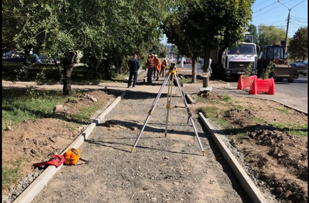kramatorsk iubileinaia trotuar.jpg