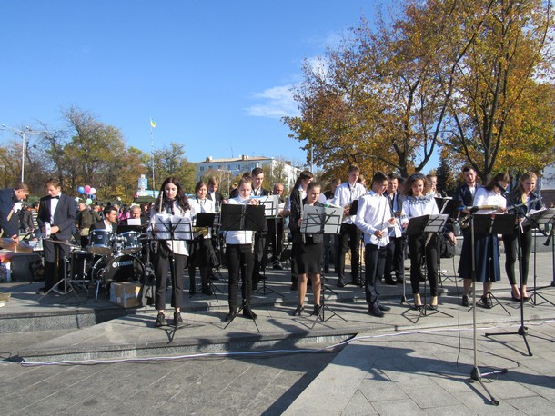 V Kramatorske proshel festival duhovyh orkestrov 3