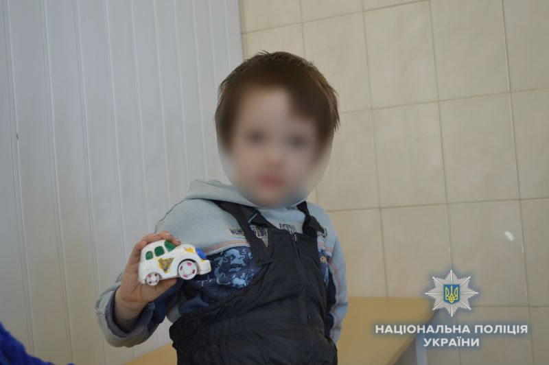 rebenok pomoshch politsiji kramatorsk