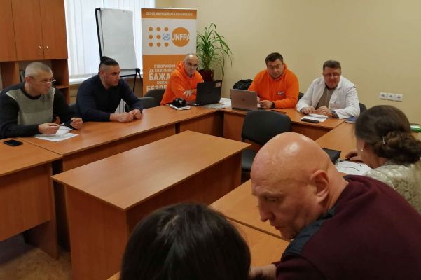 kruglyj stol medproekt doneckaja oblast