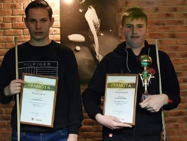 Kramatorchane zanjali prizovye mesta na turnire po biljardu