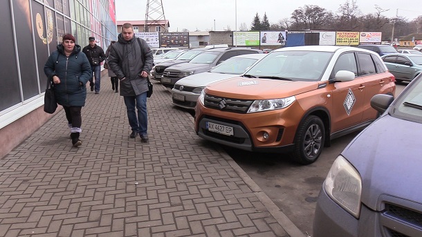 Jelektronnye voditelskie prava i tehpasport pojavjatsja v Ukraine uzhe v konce 2019 goda 8
