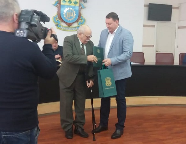 V Kramatorske poblagodarili byvshego predsedatelja Komiteta dostupnosti