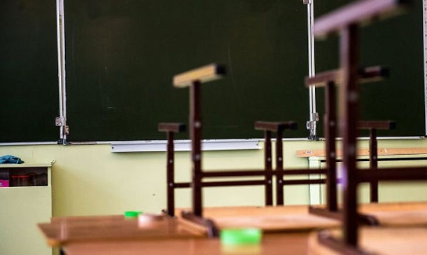 Kramatorskie shkolniki uchebnyj god budut zakanchivat distancionno