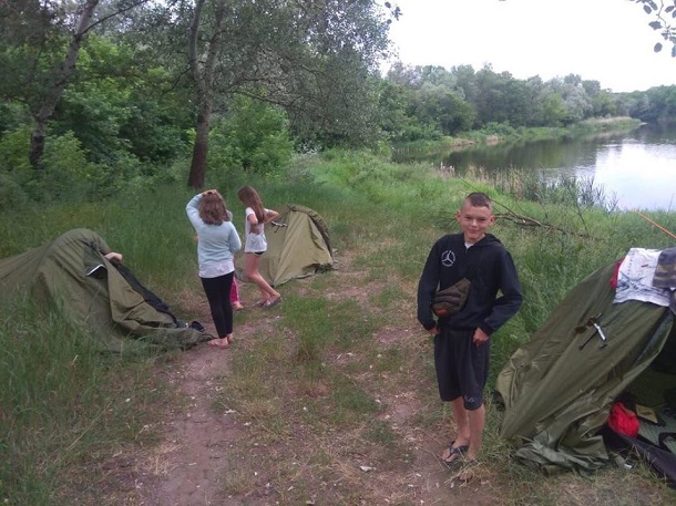Rybaki iz Kramatorska prinjali uchastie v splave Jeko papa mozhet vse 14