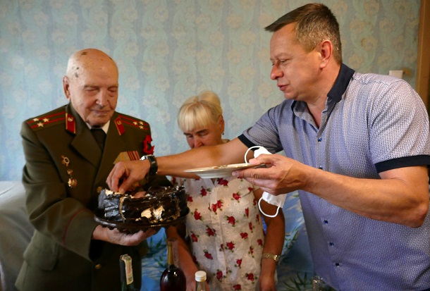 V Kramatorske veteran otmetil 95 letnij jubilej 1