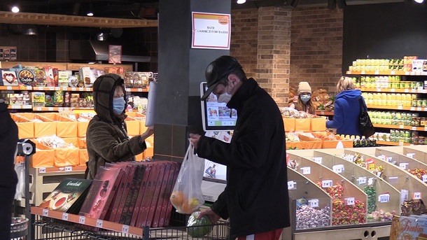 V supermarkety Kramatorska vhod bez masok zapreshhen 5