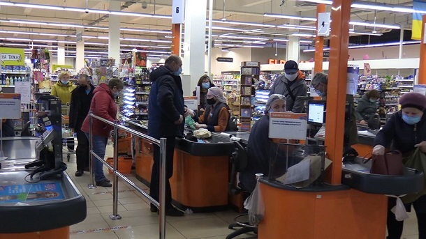 V supermarkety Kramatorska vhod bez masok zapreshhen 7