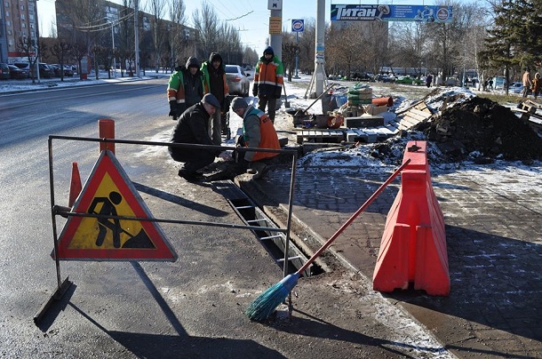 V Kramatorske prodolzhajut remont livnevoj kanalizacii 2