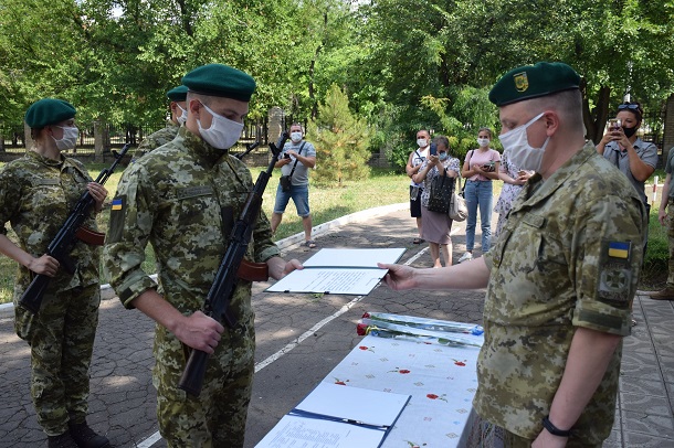 V Kramatorskom pogranichnom otrjade popolnenie 35