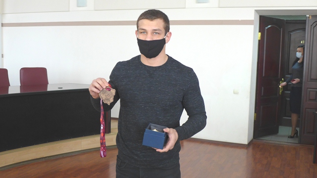 jevtushenko sportsmeny nagrazhdenije gorsoviet kramatorsk 1