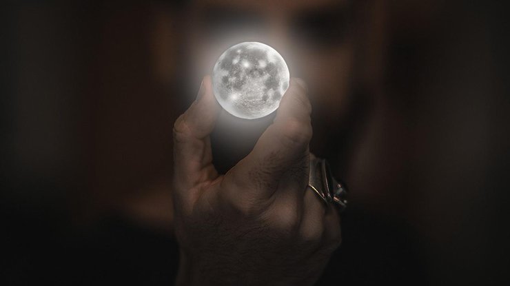 luna foto pixabay rect de0338c2d48395500b79b59f81ebeb9f