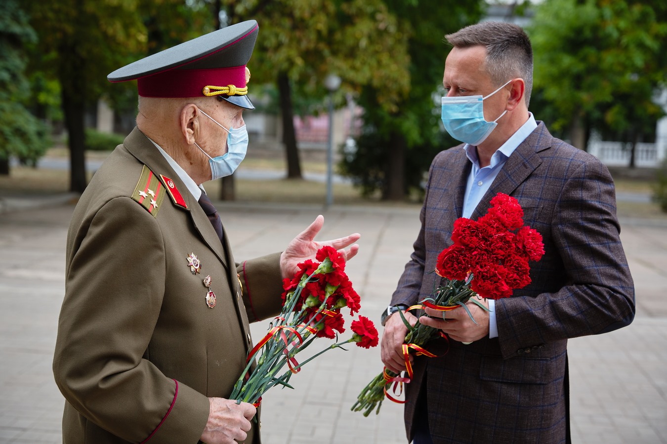 vozlozhenije cvetov den osvobozhdenija kramatorska 17