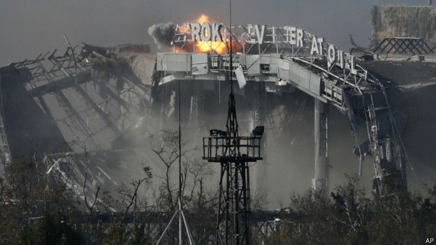 141008230112 donetsk airport 624x351 ap