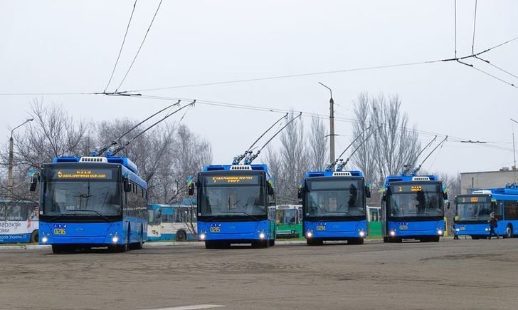 trolleybus