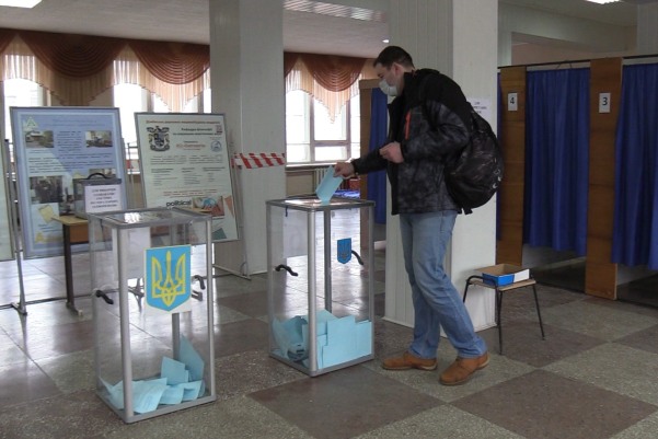 vybory rektora donmu