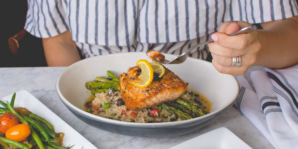 travis yewell food2 unsplash