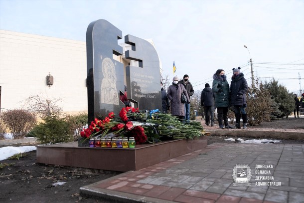 kirilenko terrakt godovshina mariupol 11