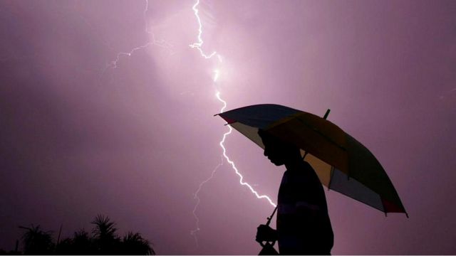  96221510 lightning1