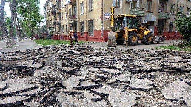 remont akademicheskaja trotuar 05 18 kramatorsk 3