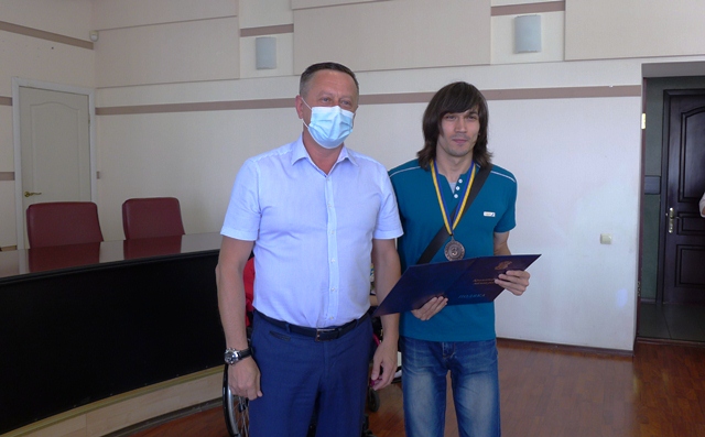 nagrazhdenije goncharenko sessiya kramatorsk 2