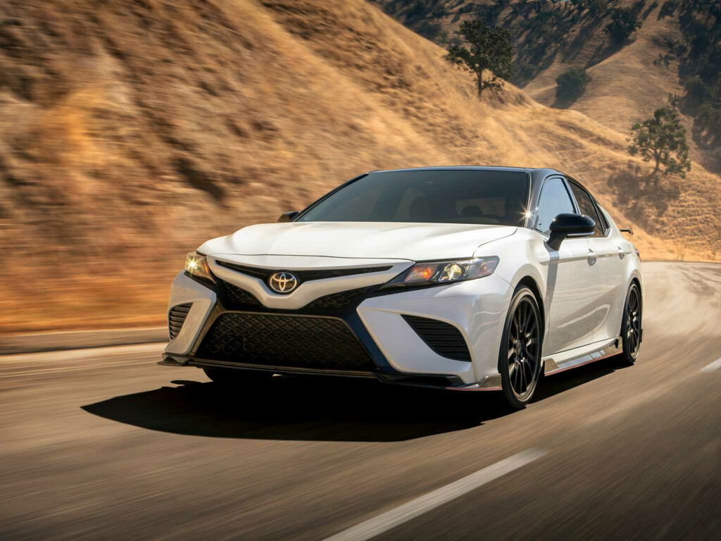 Toyota Camry 2020 121 huge 1578