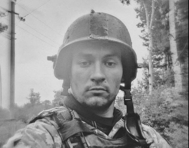 56887675солдатє