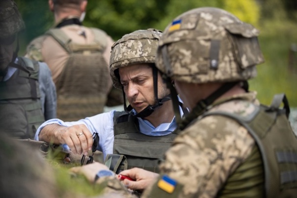 zelenskiy2 605x403