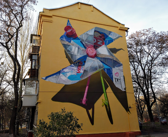 trip impressions ukraine kramatorsk murali DJI 0813